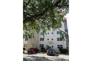 1830 Dixieanna St 301, Hollywood