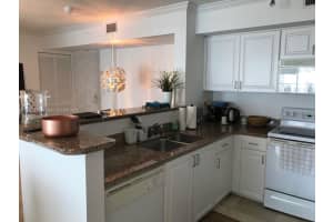 1155 Brickell Bay Dr 2708, Miami