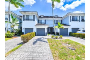 3506 Nw 13th St, Lauderhill