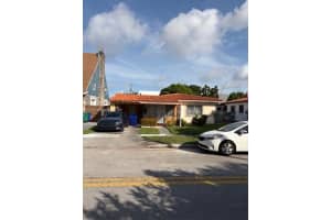 1911 Sw 23rd St, Miami