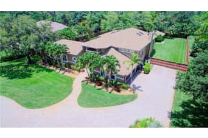 6879 Nw 65th Terrace, Parkland