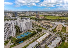 600 Three Islands Blvd 612, Hallandale Beach