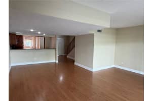 3745 Ne 171st St 40, North Miami Beach