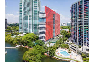 1627 Brickell Ave 1401, Miami