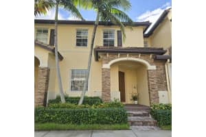 9051 Sw 227th St 3, Cutler Bay