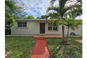 6610 Nw 41st St, Virginia Gardens