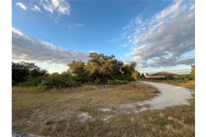 4100 6th St W, Lehigh Acres