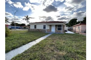 610 E 8th Ave, Hialeah
