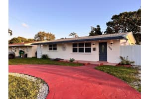 7950 Nw 10th St, Pembroke Pines