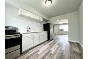 829 Nw 10th St 3, Hallandale Beach