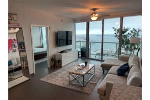 888 Biscayne Blvd 4302, Miami