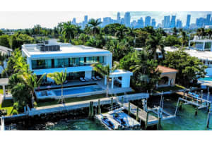 375 N Hibiscus Dr, Miami Beach
