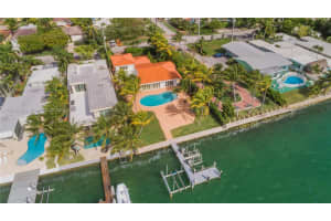 1700 Bay Dr, Miami Beach