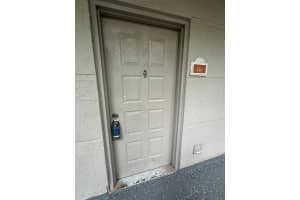 8290 Lake Dr 146, Doral