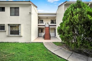 10857 Nw 7th St 24-17, Miami