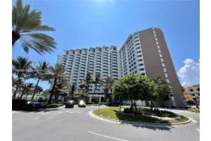 2899 Collins Ave 1121, Miami Beach