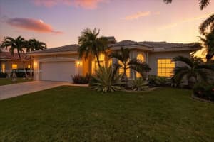 9353 Cove Point Cir, Boynton Beach