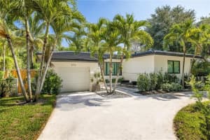373 Ne 104th St, Miami Shores 373 Ne 104th St, Miami Shores