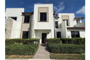 685 Ne 208th Ter 685, Miami