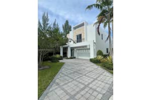 6855 Nw 103rd Ave, Doral 6855 Nw 103rd Ave, Doral