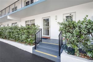 1501 S Ocean Blvd 102, Lauderdale By The Sea