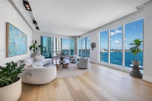 900 Brickell Key Blvd 1403, Miami