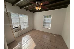 5820 Arthur St Back, Hollywood