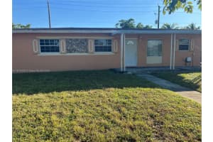 3920 Nw 175th St, Miami Gardens