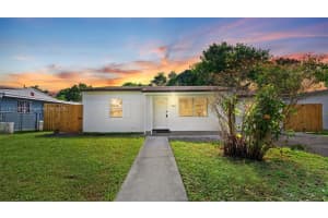760 Nw 126th St, North Miami