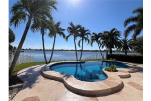 19372 Nw 24th Pl, Pembroke Pines