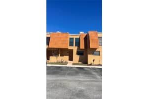 9113 Limetree Ln 170, Pembroke Pines