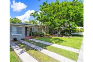 6141 Sw 47th St 1, Miami