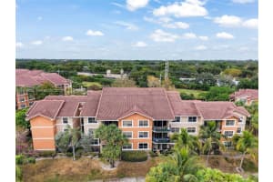 8901 Wiles Rd 103, Coral Springs