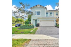 3936 Mahogany Ln, Hollywood