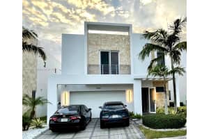 6846 Nw 103rd Ave 6846, Doral 6846 Nw 103rd Ave 6846, Doral