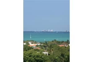 77 Crandon Blvd 10c, Key Biscayne 77 Crandon Blvd 10c, Key Biscayne