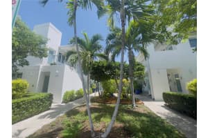 6755 Harding Ave 821, Miami Beach