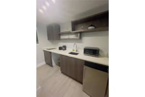 6755 Harding Ave 817, Miami Beach