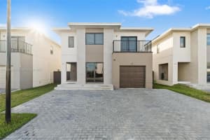 275 Nw 13th Pl 1, Florida City