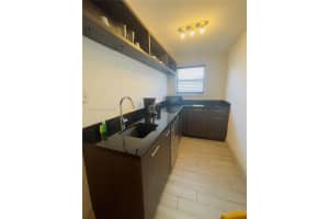 7500 Collins Ave 112, Miami Beach