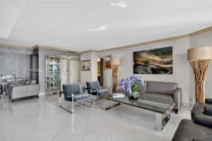 4000 Towerside Ter 1612, Miami