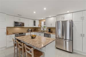 5239 Nw 3rd Ave, Deerfield Beach