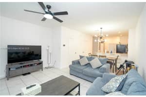 2820 Nw 180th St, Miami Gardens