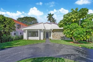 917 Surfside Blvd, Surfside 917 Surfside Blvd, Surfside