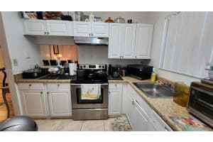 601 Cypress Lake Blvd K14, Deerfield Beach