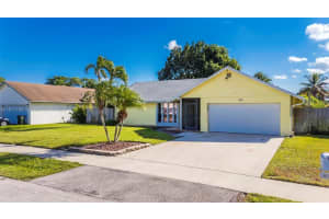 3800 Nw 8th St, Delray Beach