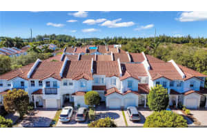 4362 Nw 114th Path, Doral