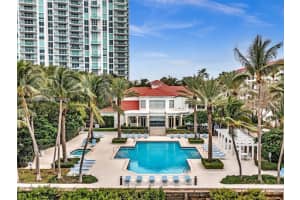 3255 Ne 184th St 12406, Aventura