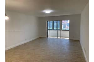 4045 Nw 16th St 107, Lauderhill