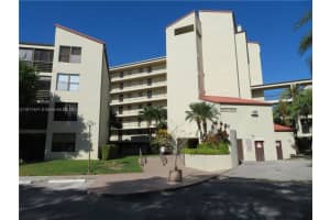 2309 S Cypress Bend Dr 311, Pompano Beach